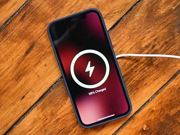 佛罗镇苹果手机维修分享iPhone 12可以随便充电吗 